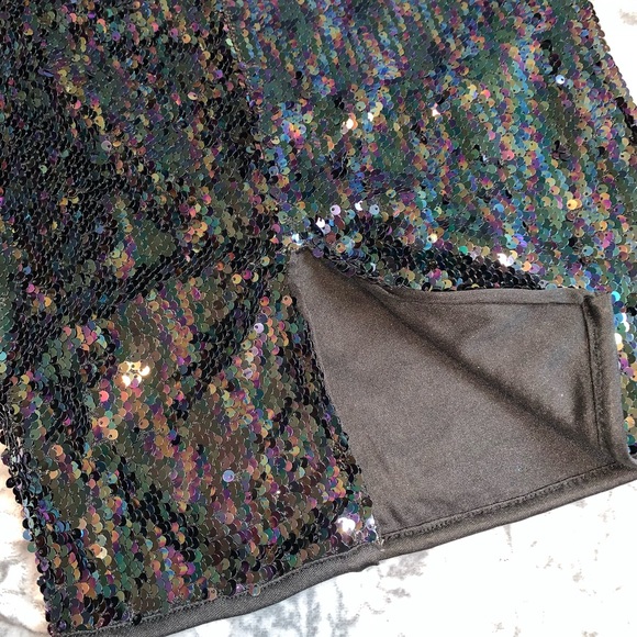 🧜🏼‍♀️ Shop 17 Sequined Pencil Skirt - Picture 12 of 13